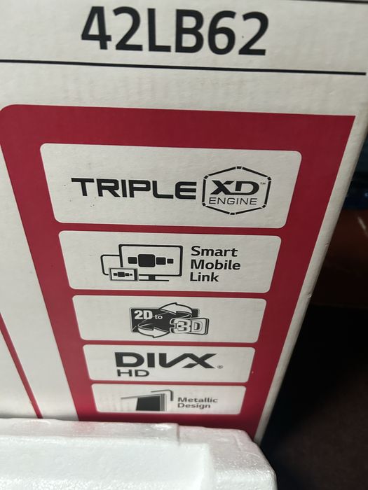 Телевізор LG 42LB620V