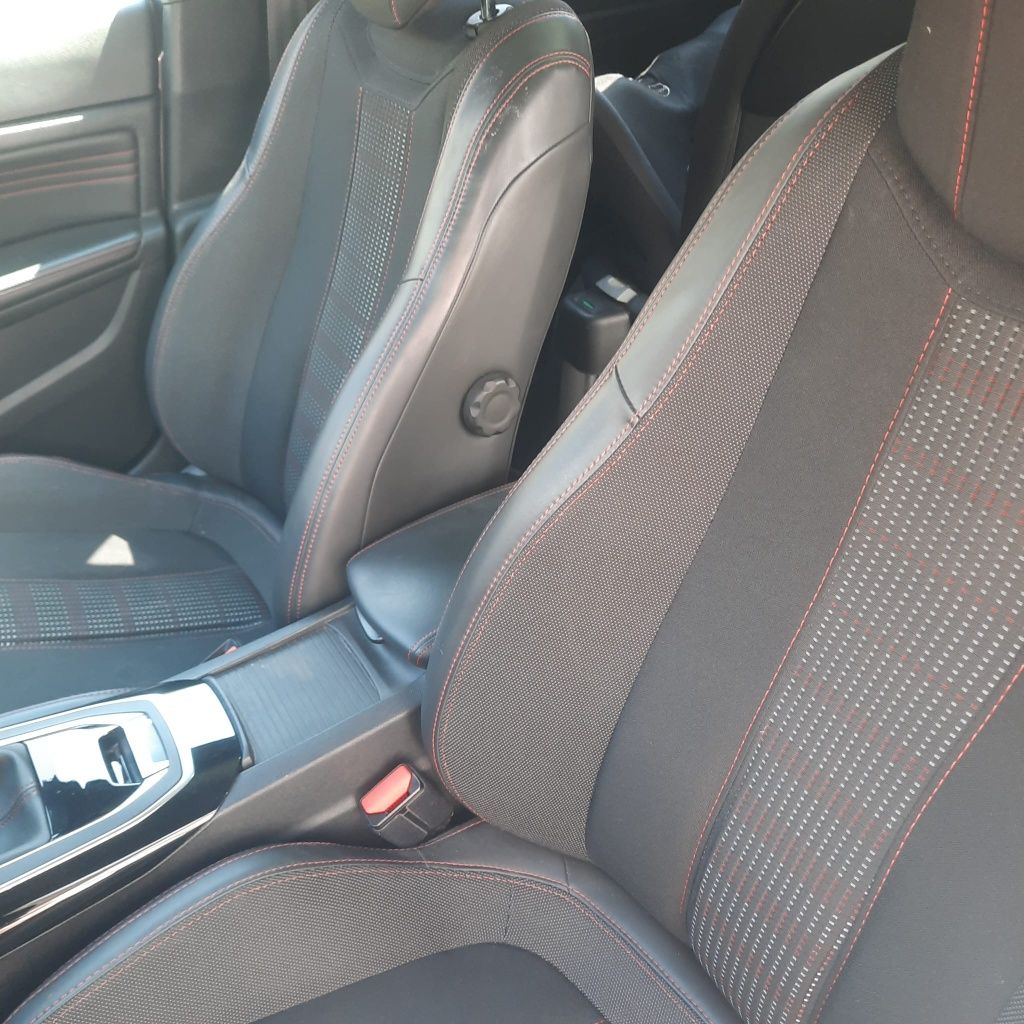 Peugeot 308 GT Line - Excelente Estado