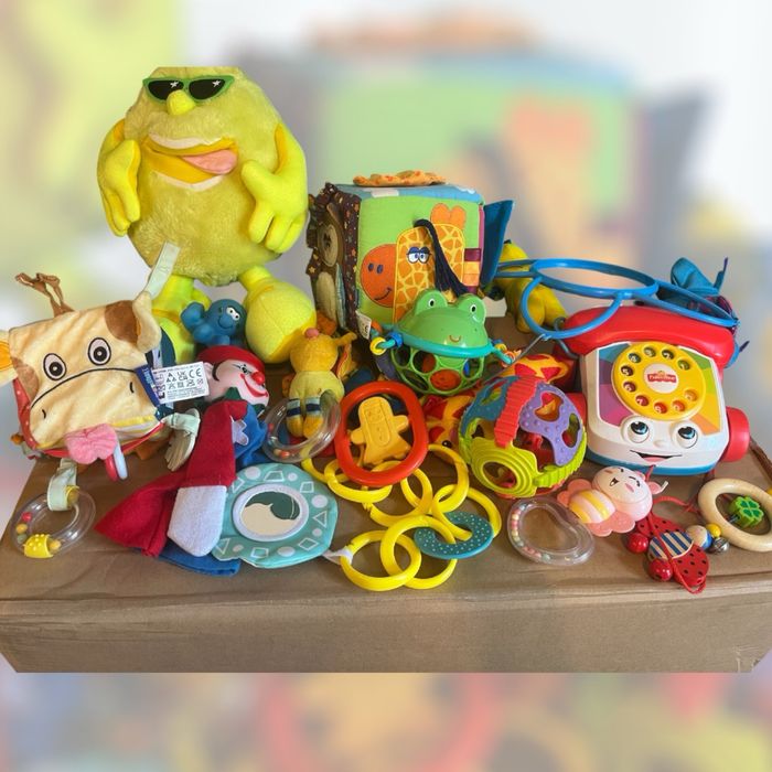 zestaw zabawek oball lupilu Fisher Price
