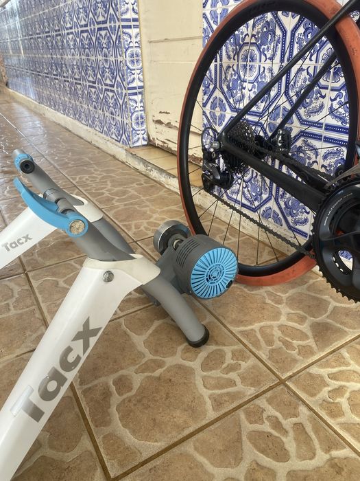 Rolo treino TACX