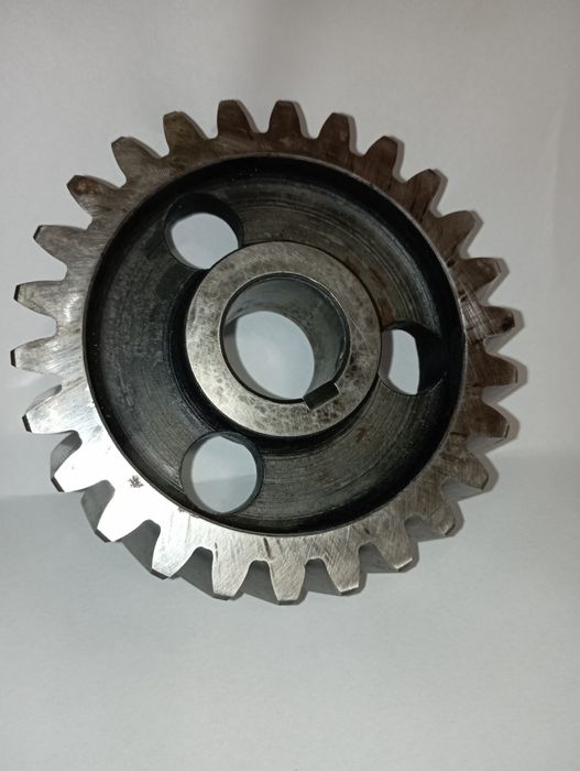 Шестерня косозуба