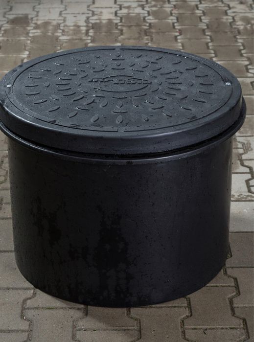 Obudowa przepompowni pokrywa studni nadbudowa wlaz DN600