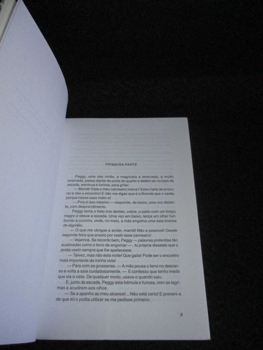 Livro O Festim dos Leões Robert Harnum