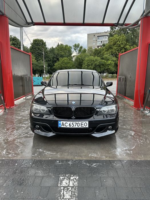 Продам Бмв е65 740і