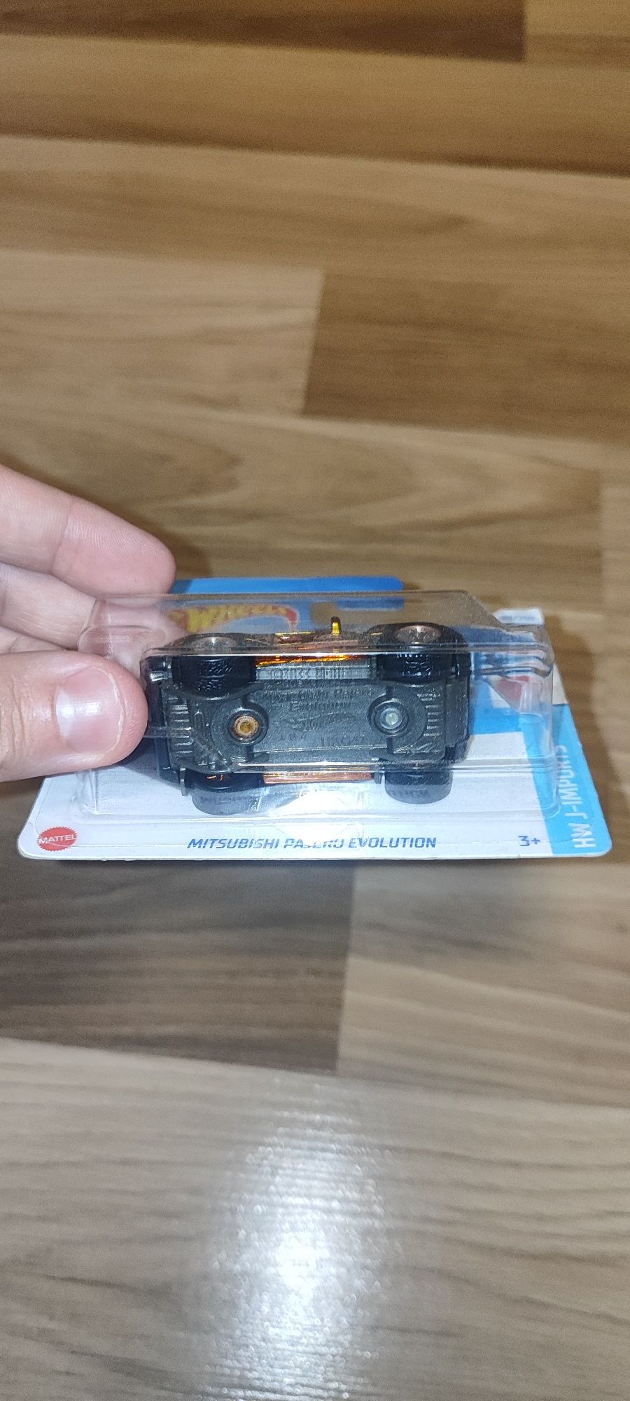Hot wheels Mitsubishi Pajero sth