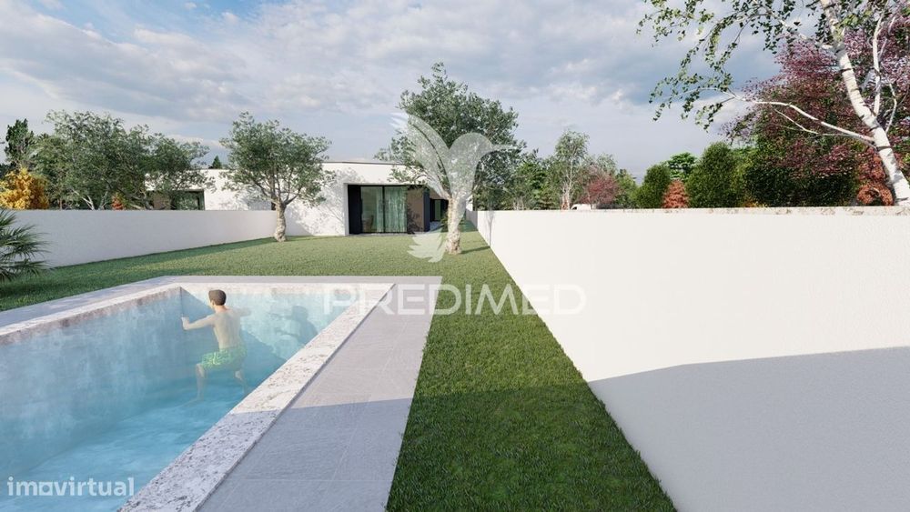 Lote de Terreno 670m2 (junto escola primaria de Barco)