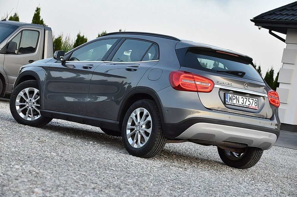 Mercedes GLA 180 D Pół-Skóra Navi Xenon Led Gwarancja