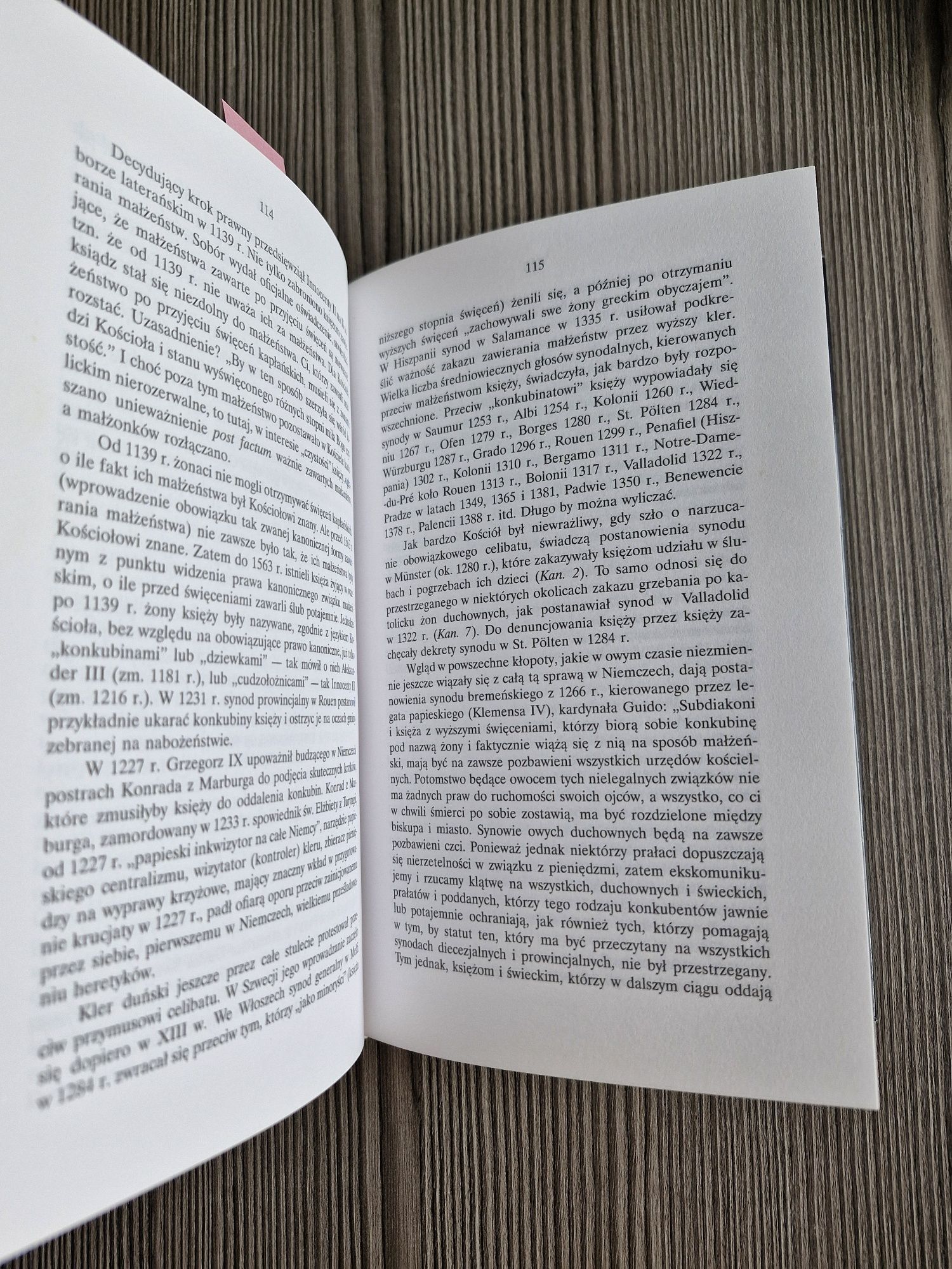 7654. "Eunuchy do raju. Kościół katolicki a seksualizm"