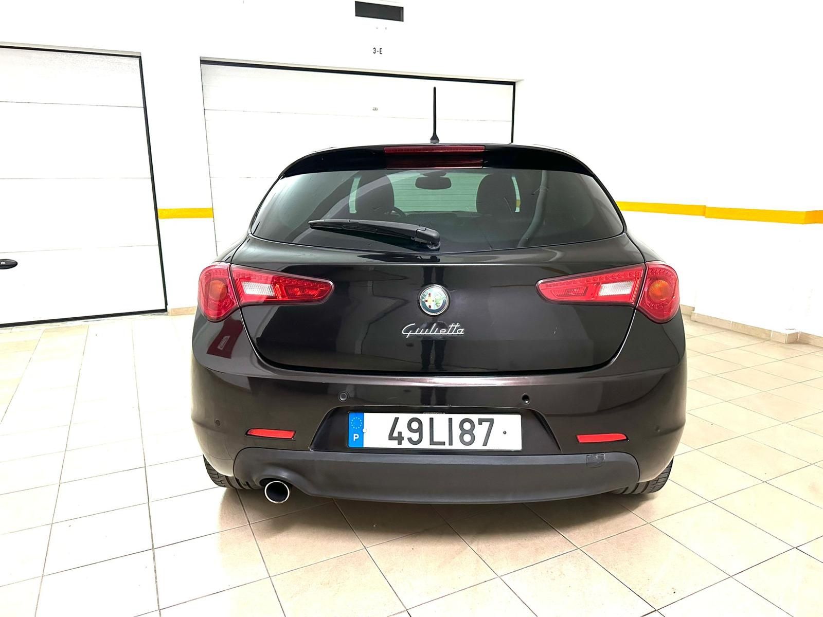 Alfa Romeo giulietta 1.6