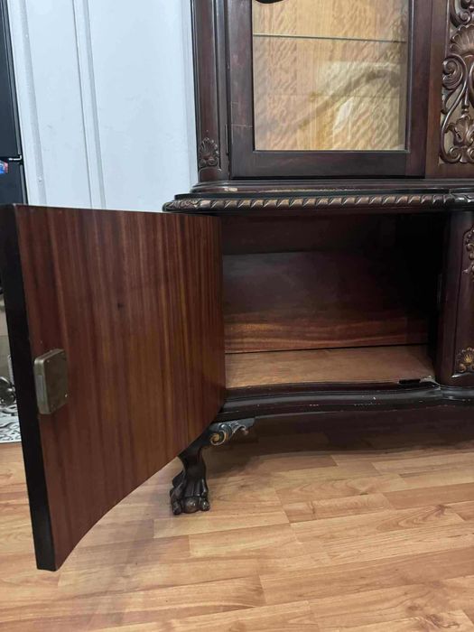 mebli z litego drewna w stylu chippendale na lwich łapach - antyk