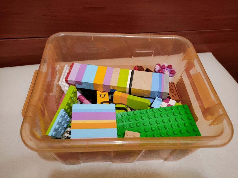 LEGO 3937 Motorówka Olivii + 41028 Emma ratownik + 30114 bar + gratisy