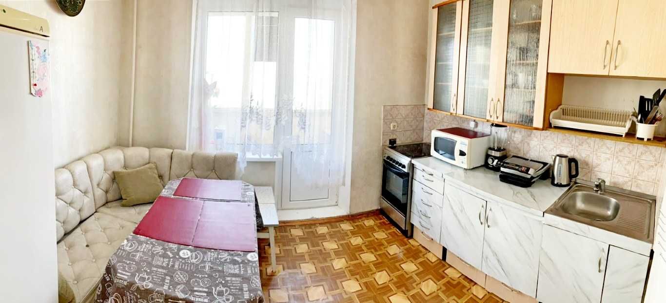 Продажа 1к., 43м2, метро Позняки, ул. Драгоманова 40.