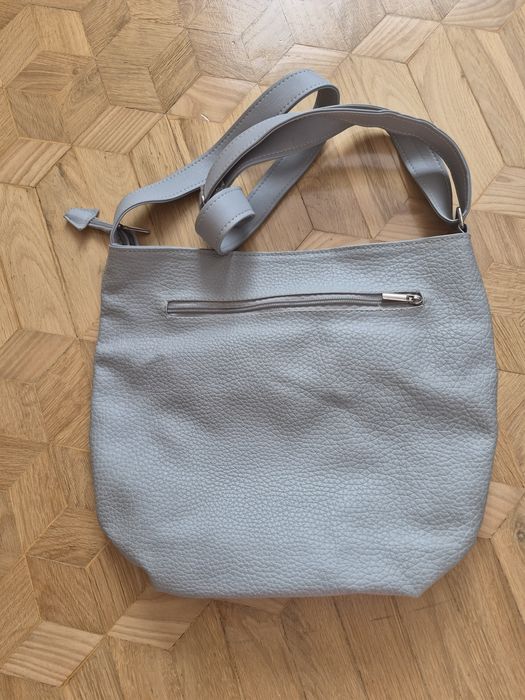 Sprzedam torebkę napasku