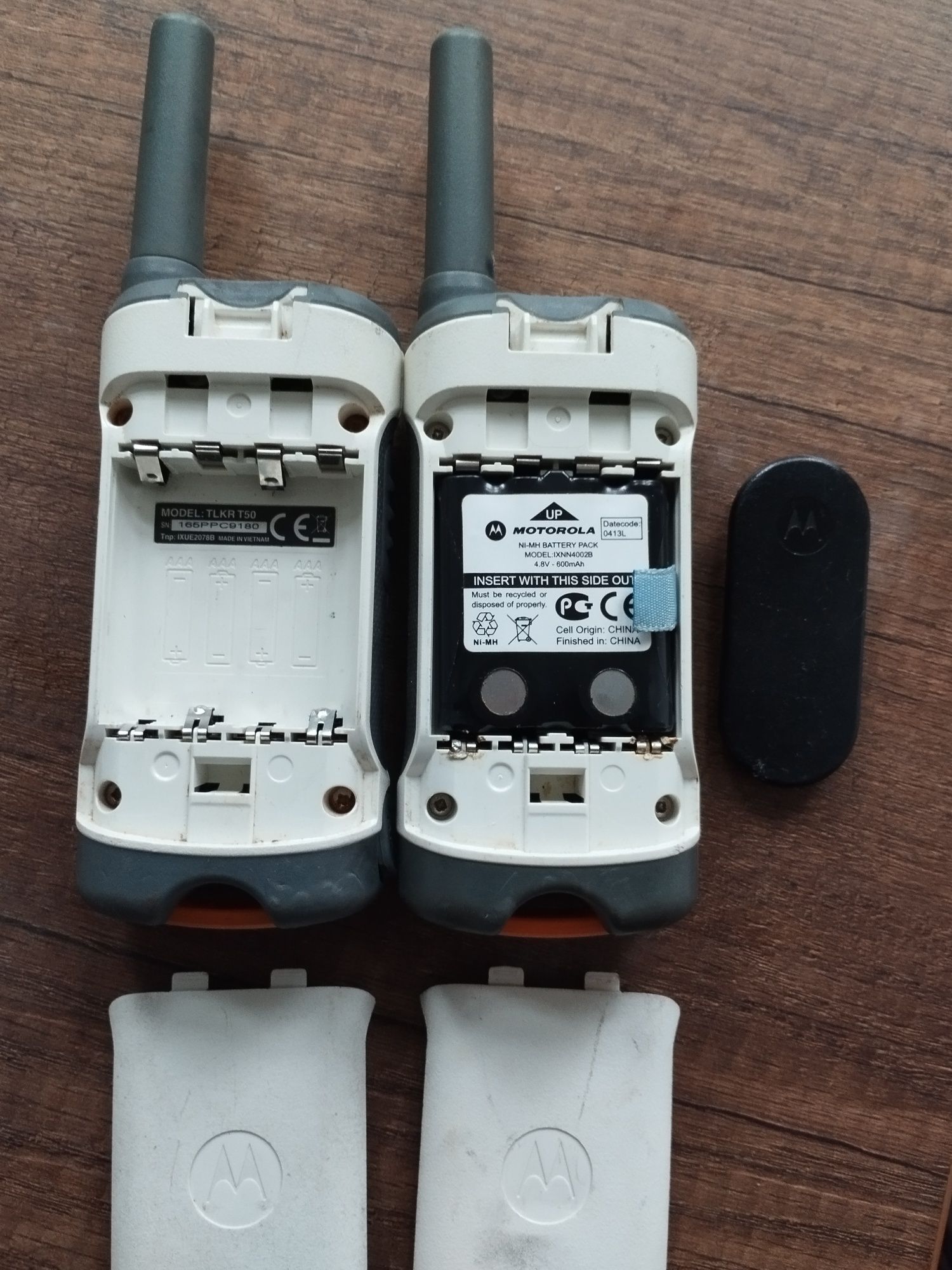 Рация Motorola TLKR T50.