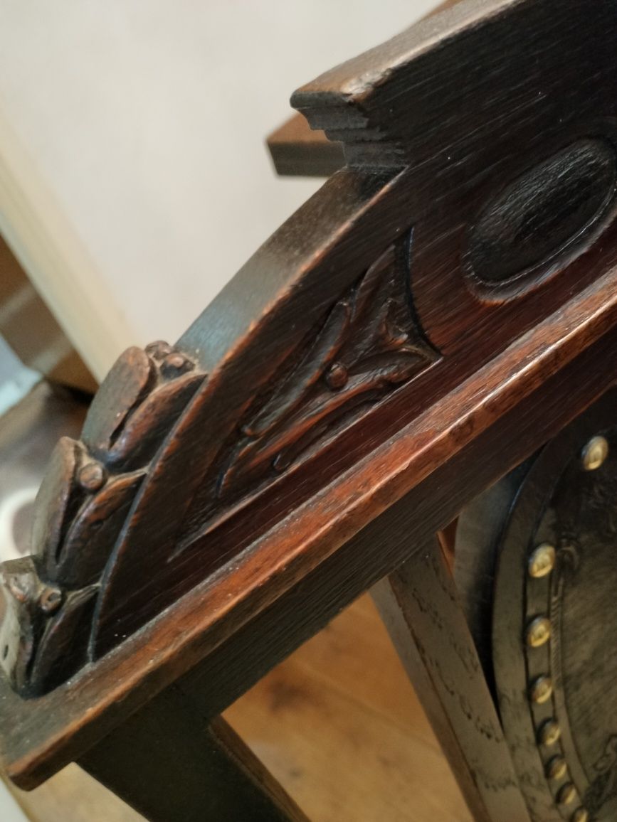 Mesa de sala de jantar com cadeiras madeira maciça