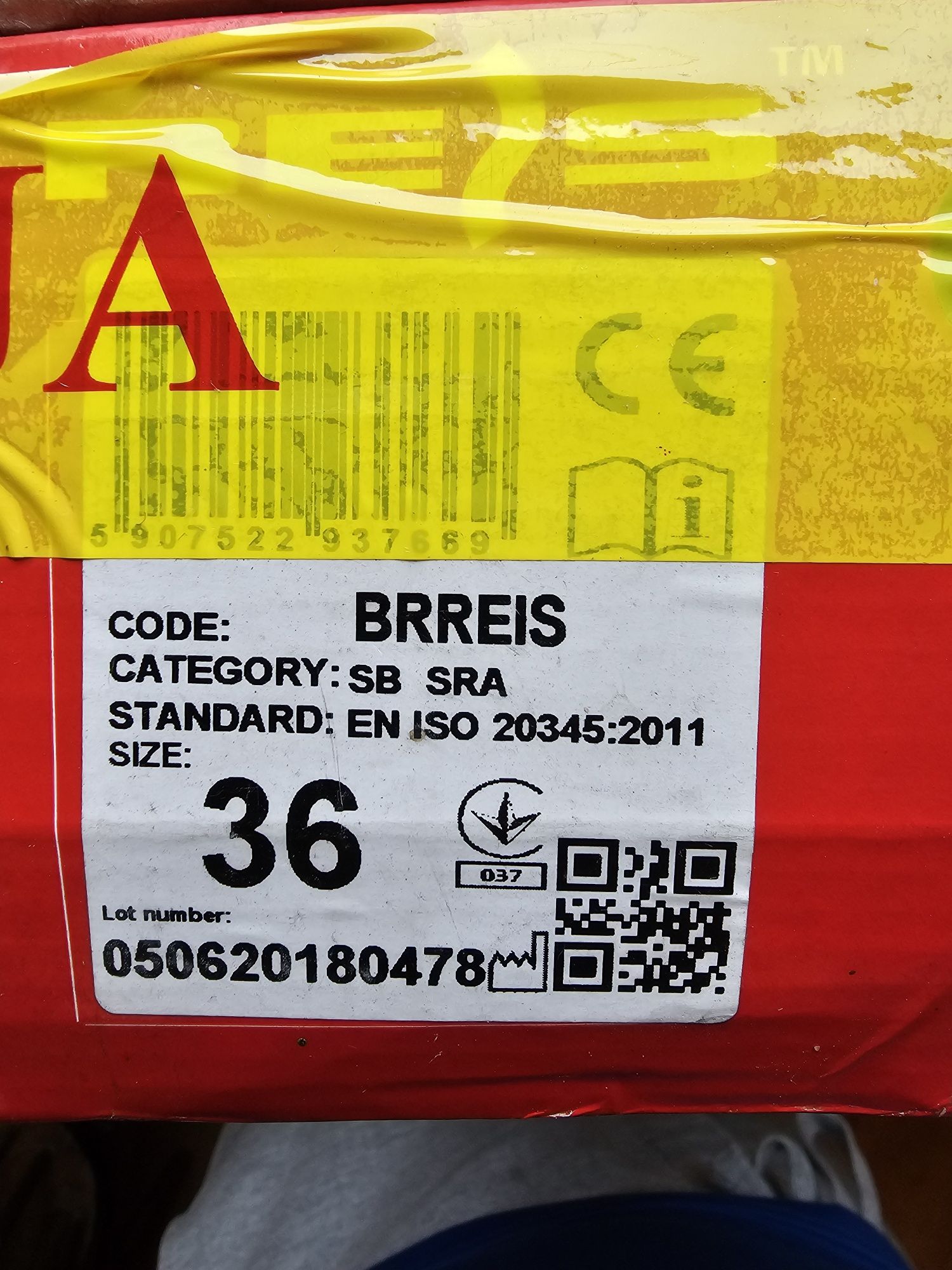 Trzewiki robocze Reis Brreis 36