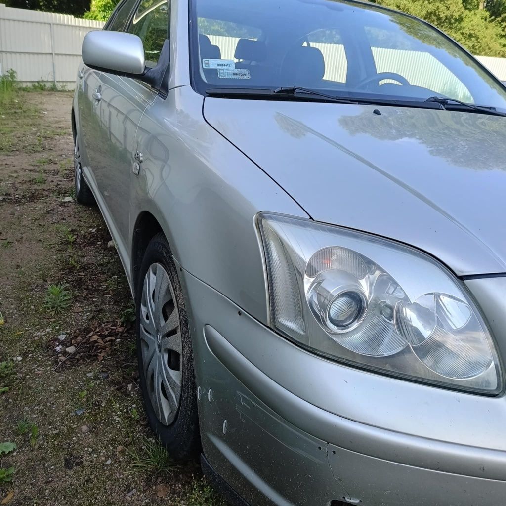 Toyota Avensis 2004