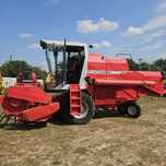 Комбайн зерно збиральний Massey Ferguson 20 з Фінляндії