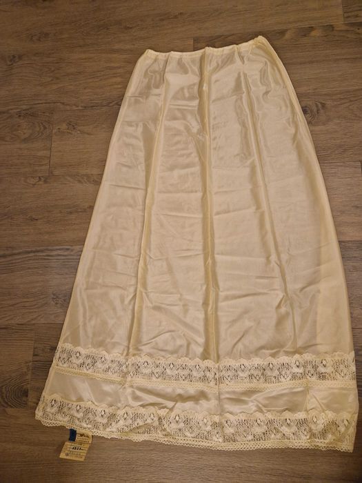 Półhalka nowa elegancka PRL