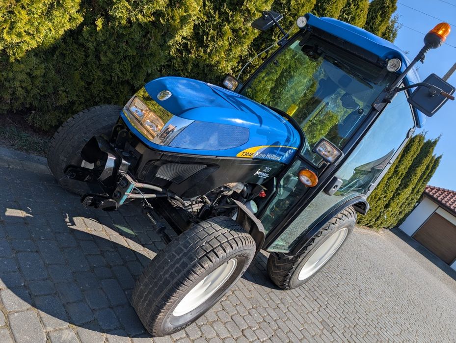 New HOLLAND T3040, 2013 rok! Niski przebieg! 4x4, Zamiatarka, pług !!