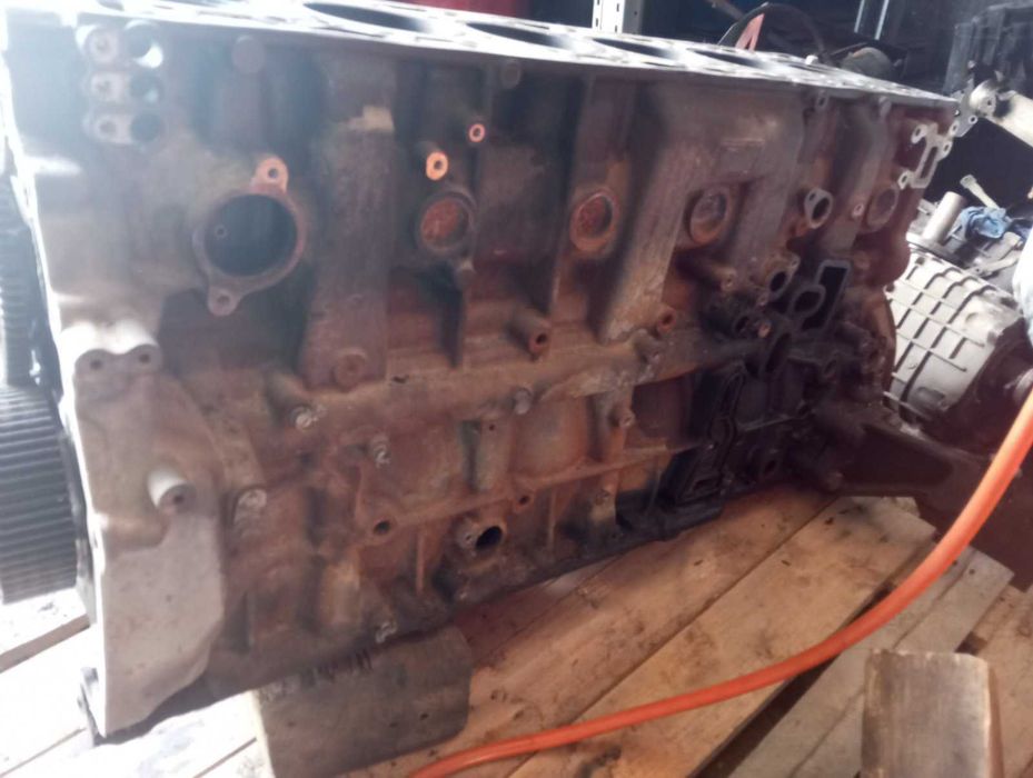 Блок цилиндров ДВС DAF евро 6 (106) MX 11