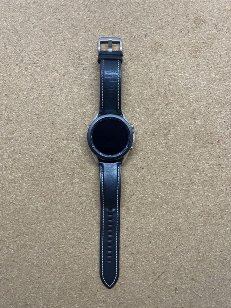 Samsung Galaxy Watch 3 com LTE/4G, com mais 3 braceletes