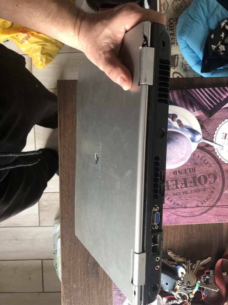 Laptop gateway 7330