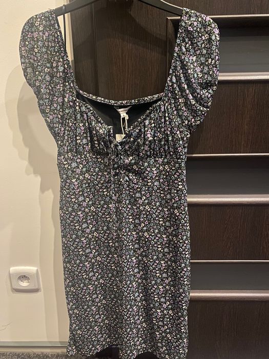 Sukienka w kwiatki S/M