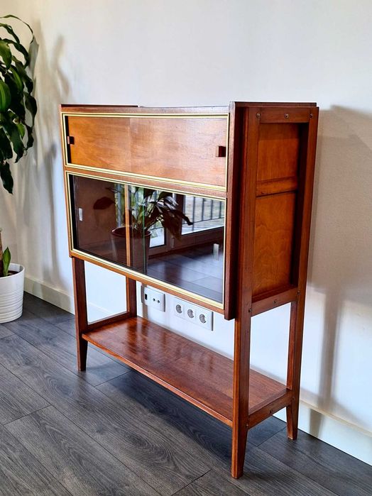 Estante Bar vintage. Vintage Bar Bookcase