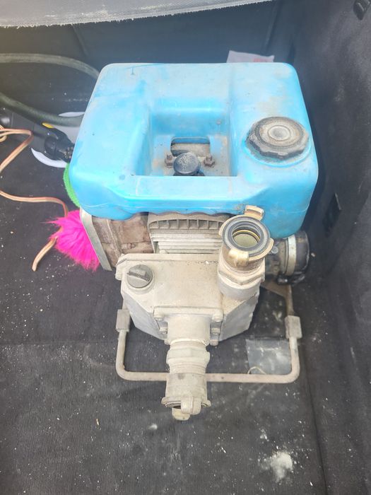 Pompa wody spalinowa