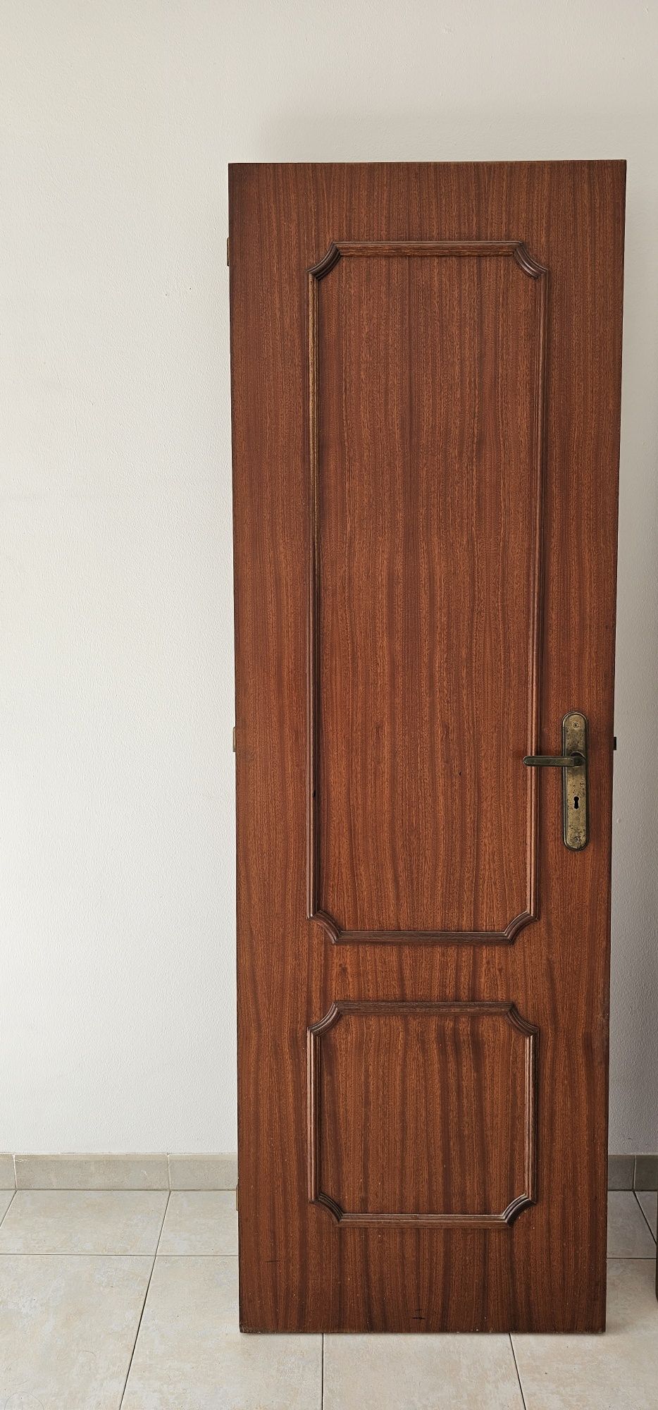 4 Portas de madeira