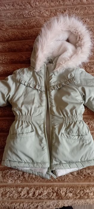 Тепла курточка-парка для дівчинки 4 роки