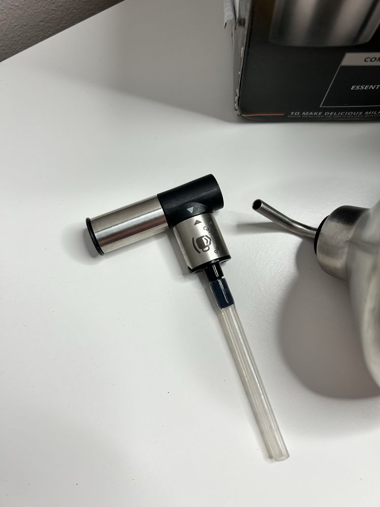 Crups Spieniacz / pojemnik do mleka Auto Cappucino do expresu XS6000