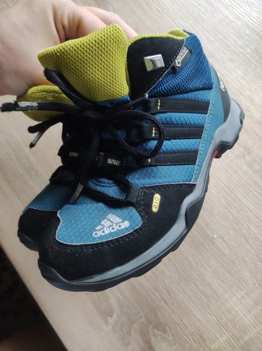 Ботинки Adidas 32 р