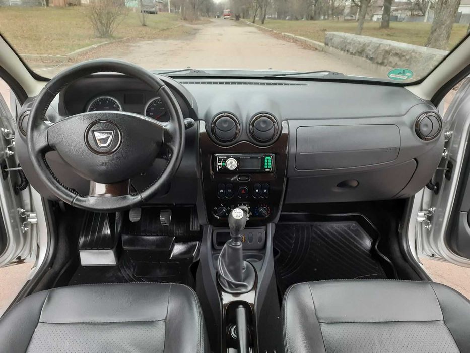 Продам Dacia Duster 2010