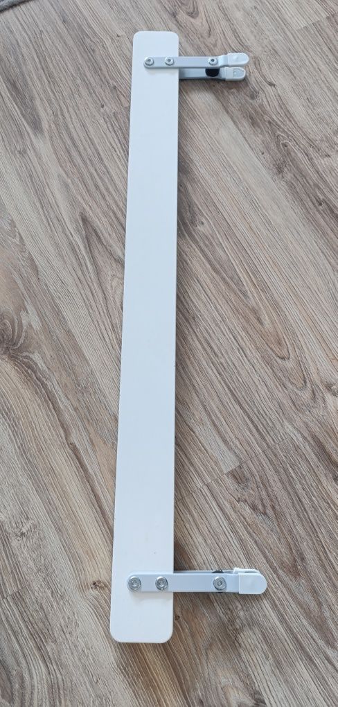 Barierka IKEA Nattapa zabezpieczająca na łóżko dziecięce