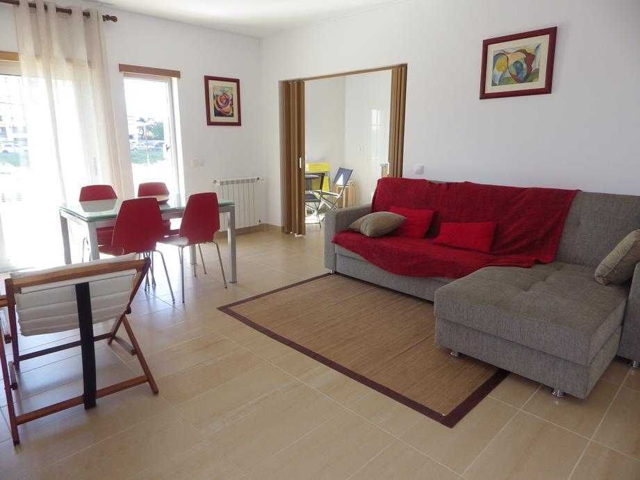 Apartamento T2 para férias com piscina