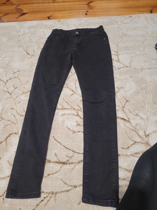 Sprzedam czarne spodnie