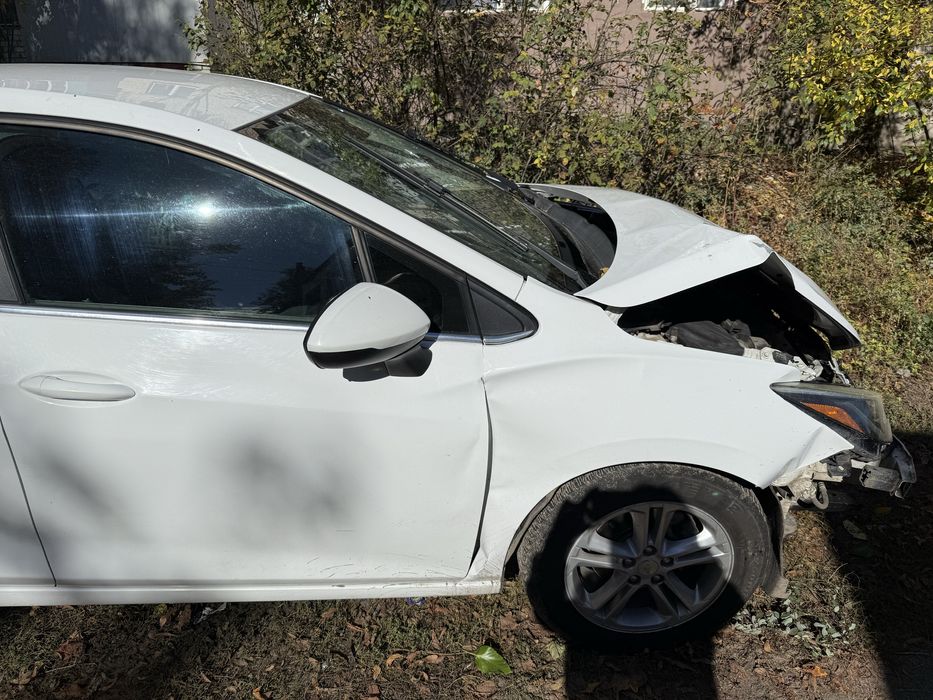 Продам  chevrolet cruz