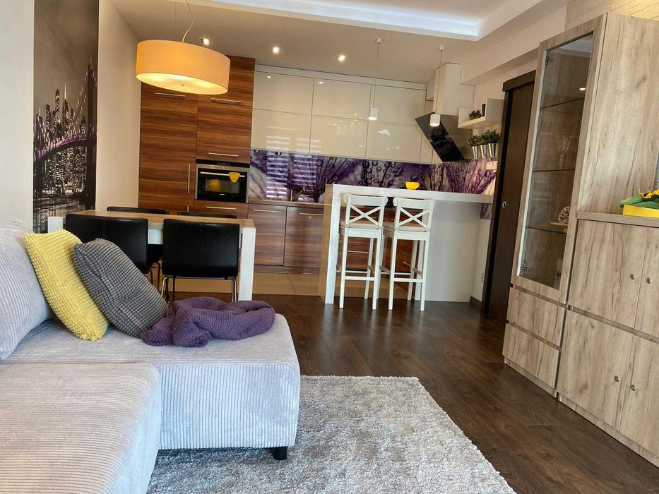 3-pokojowe mieszkanie 58m2, umeblowane, garaż, idealne dla rodziny