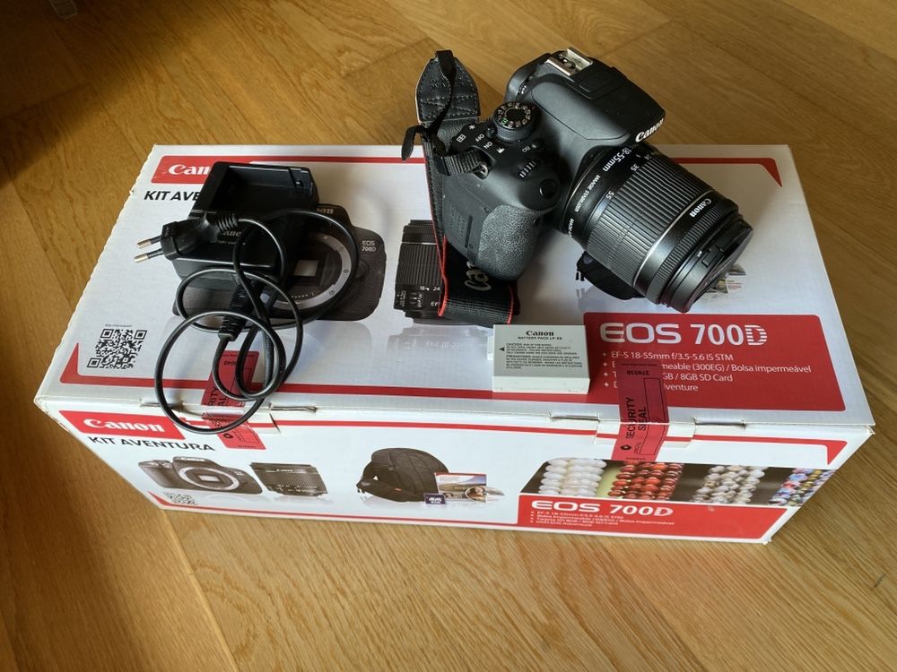 Vendo Canon 700D *praticamente nova* - Kit aventura