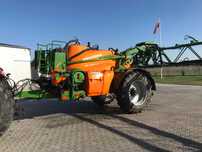 Opryskiwacz Amazone UX 4200