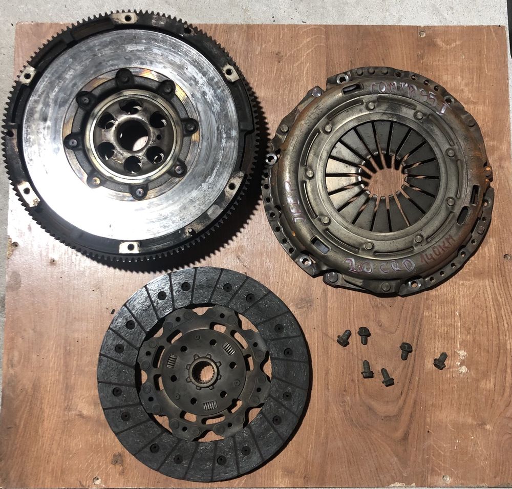 Sprzęgło dwumasa tarcza docisk 2.0 jeep dodge chrysler oryginał