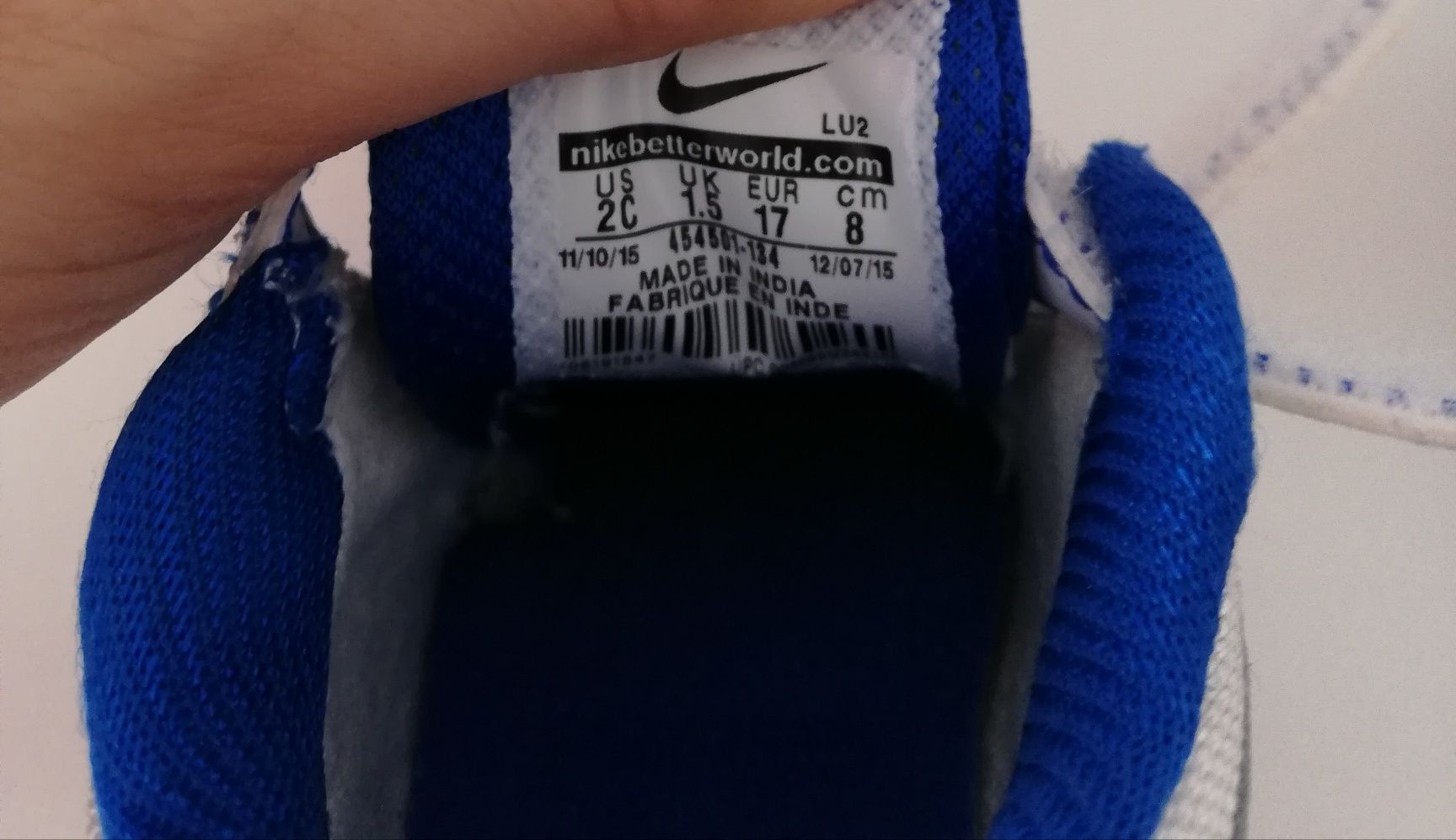 Adidaski Nike