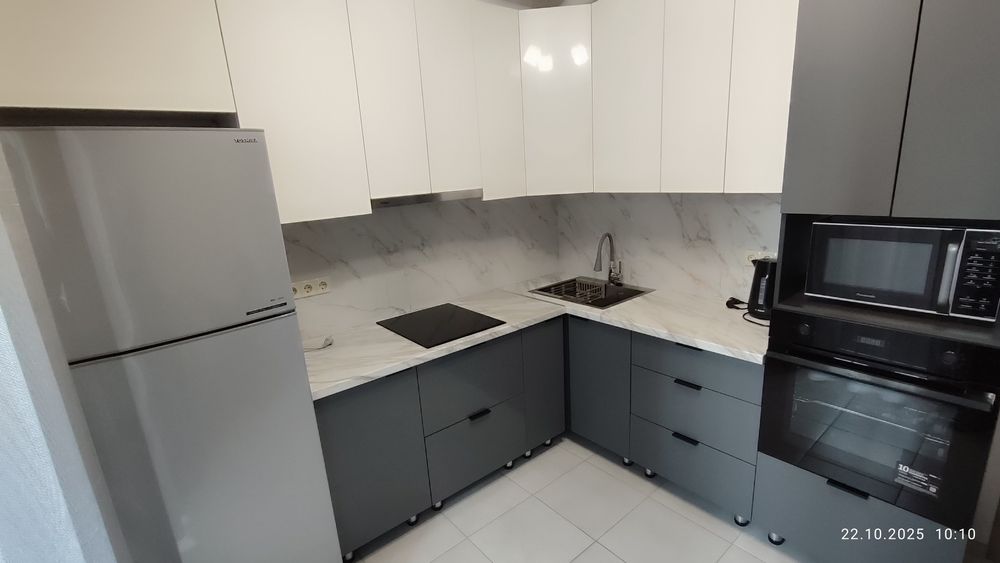 Сдам красивую  1 комн квартиру  ЖК Одесские Традиции/ Грушевского