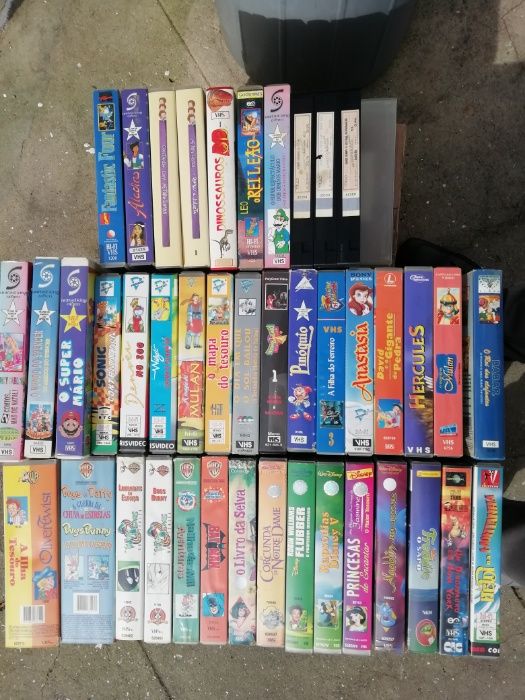 Cassetes VHS para venda individual ou conjunto