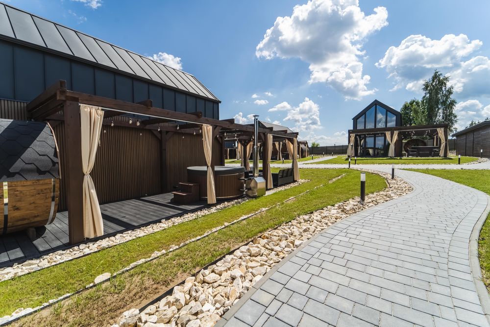 VILLAGE RESORT prywatne jacuzzi & sauna dom domki na wynajem panieński