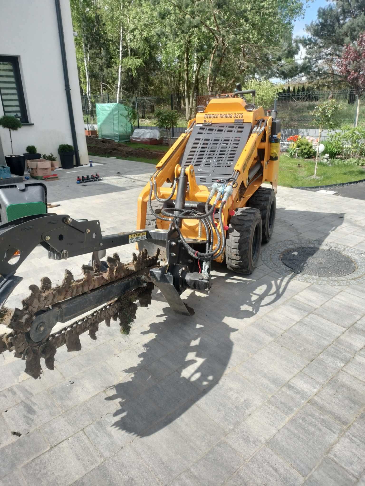 Usługi miniładowarka glebogryzarka separacyjna, roboty ziemne