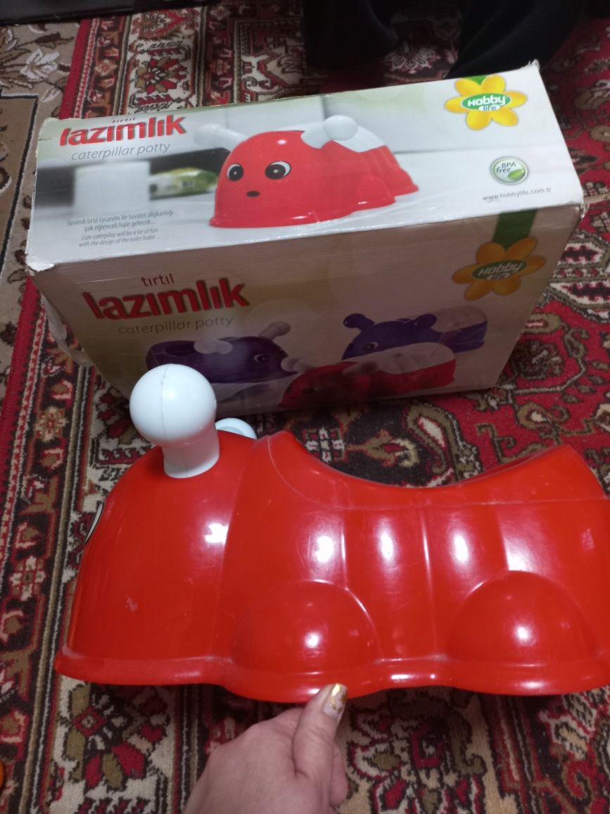 Продам детский горшок .