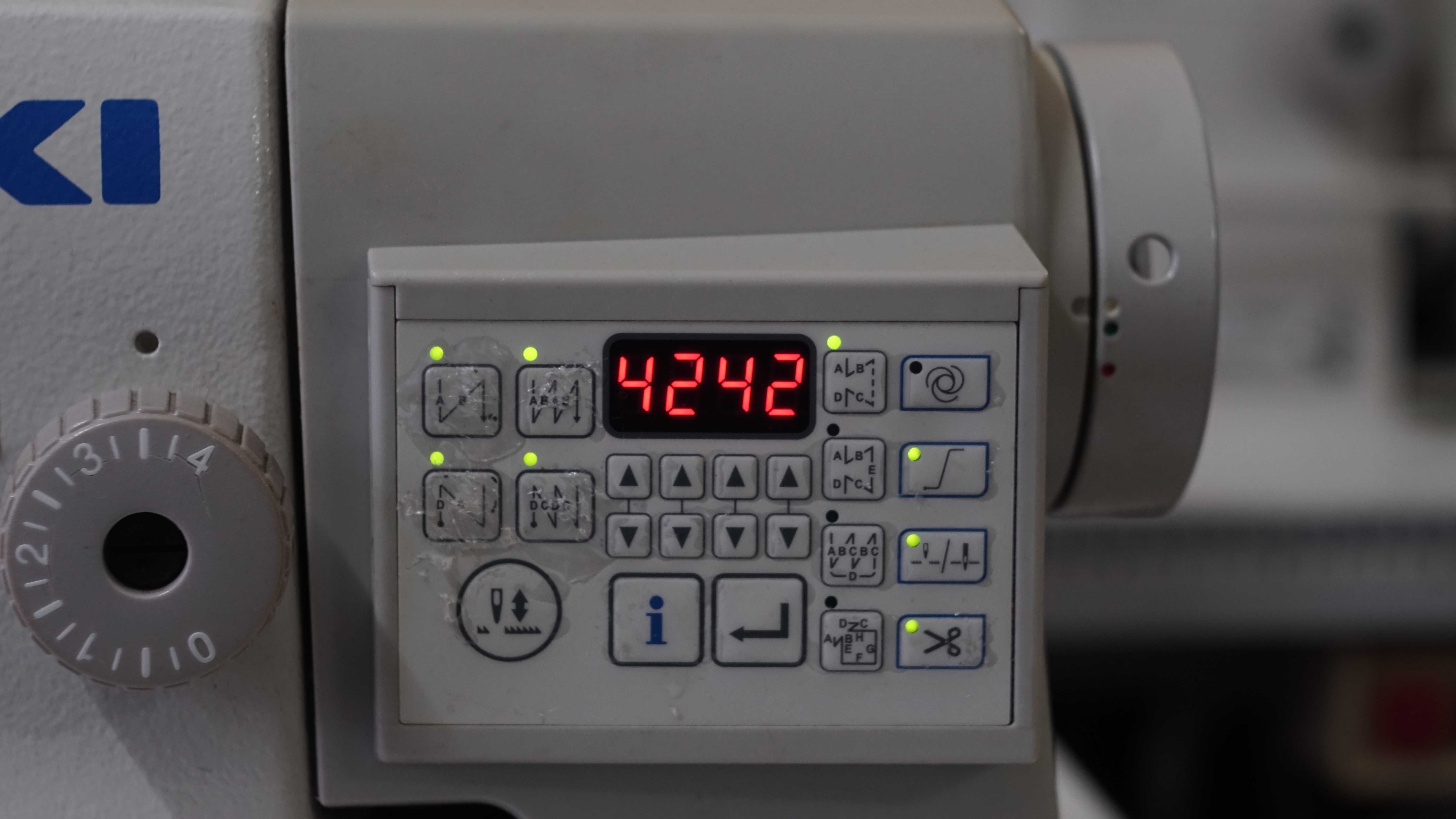 STEBNÓWKA JUKI  1-igłowa 230V Automat